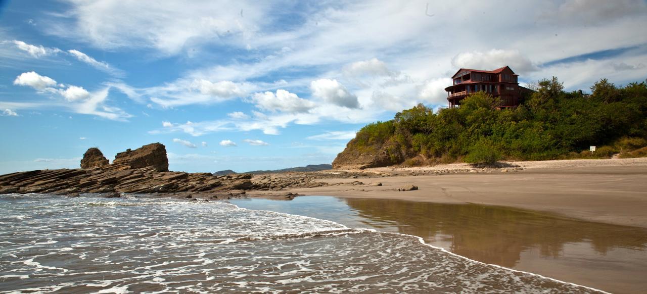 Magnific Rock - Surf Resort & Yoga Retreat Nicaragua Попойо Екстериор снимка